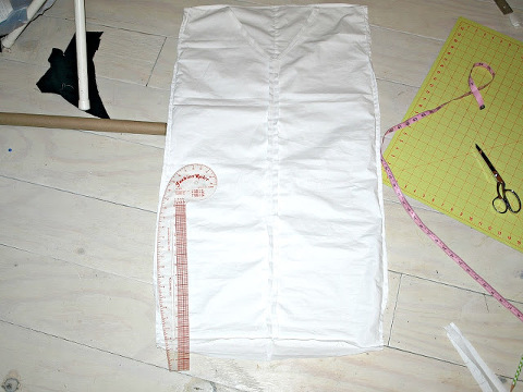 easy dip dye dress tutorial || This Little Miggy Stayed Home