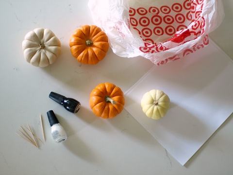 This Little Miggy || Marbleized Mini Pumpkins