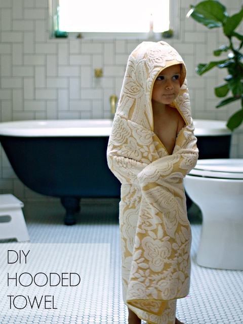 This Little Miggy || Hooded Towel Tutorial