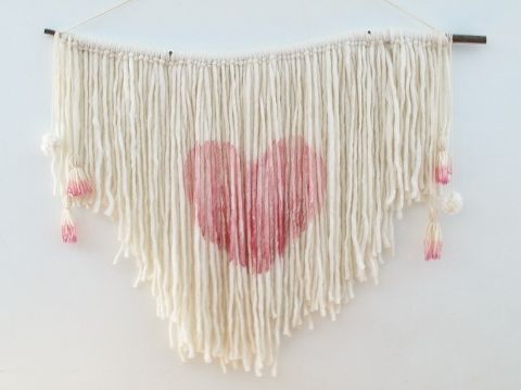 This Little Miggy || DIY Heart Wall Hanging