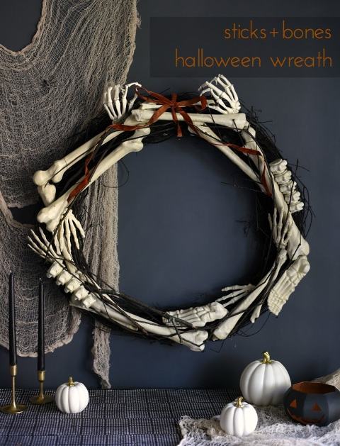 This Little Miggy || Sticks + Bones Halloween Wreath